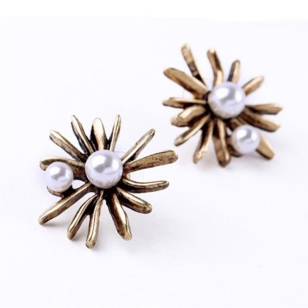 New! Zara Gold Pearl Starburst Post Earrings NWOT